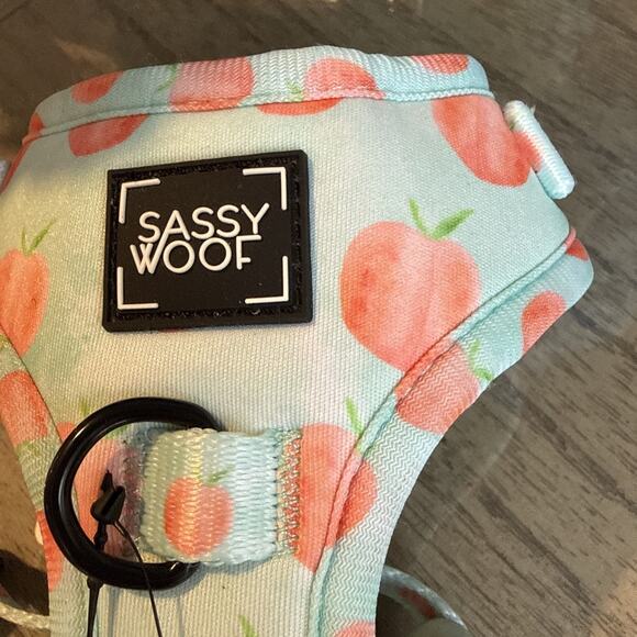 Sassy Woof Peaches Theme Dog Harness With 2 D Rings Size XXS - Picture 2 of 3